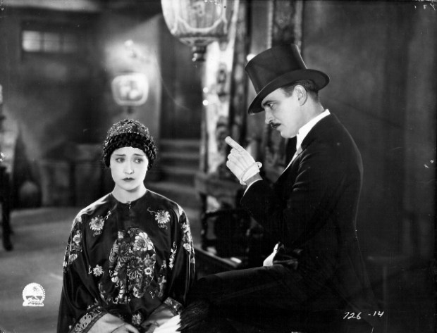 Griffith & Compson in 'PATHS TO PARADISE'