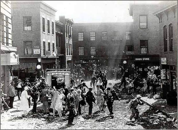 the-battle-of-the-century-pie-fight